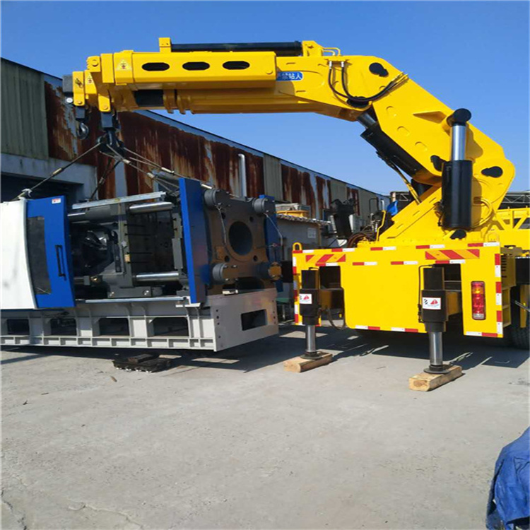 磐安县 大吨位折臂吊出租费用解析：一小时租赁多少钱